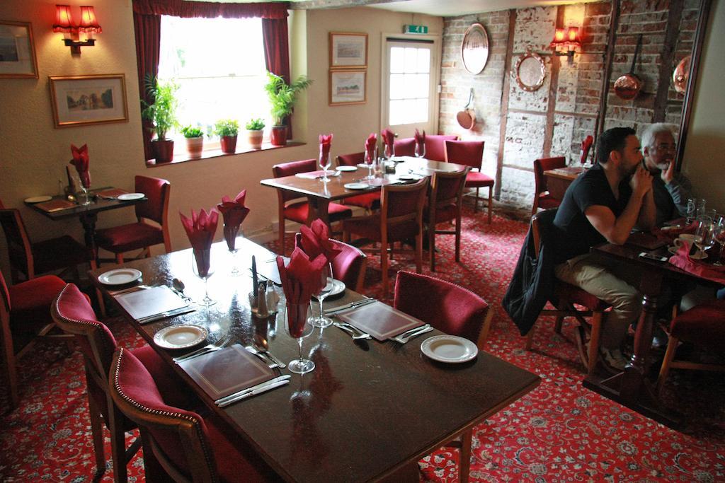 Kings Arms Hotel 샌드위치 외부 사진